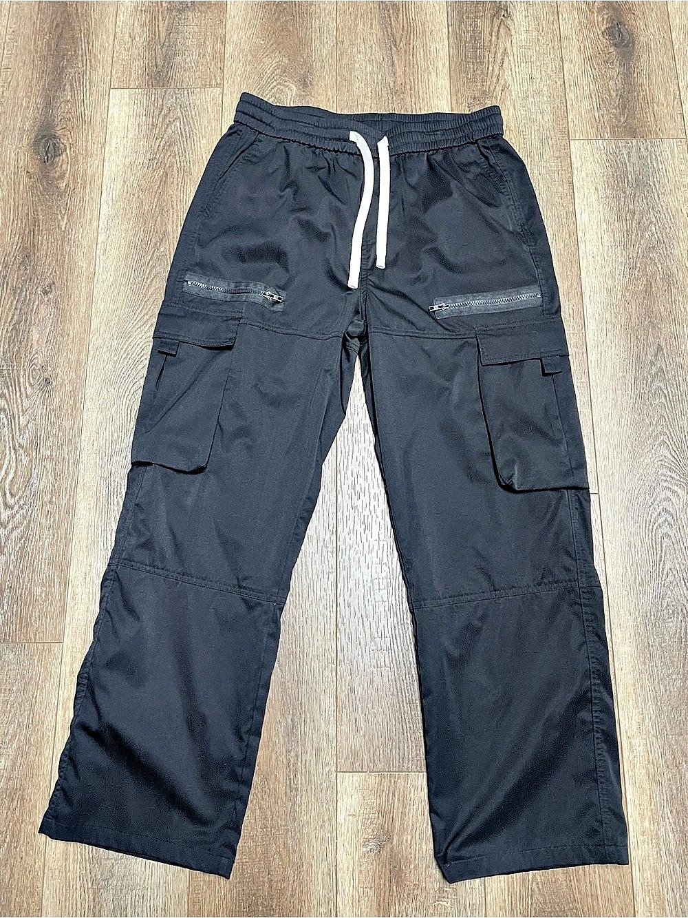 Cargo Pants in Black